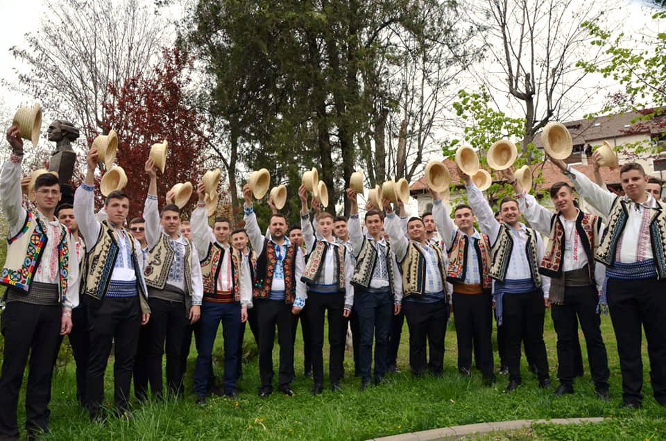 Seminariștii craioveni, premiați la Piteşti 111684