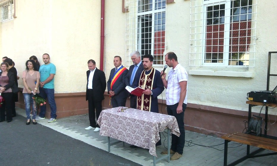 „Luptăm să rămânem români în pământurile noastre de aici” 111566