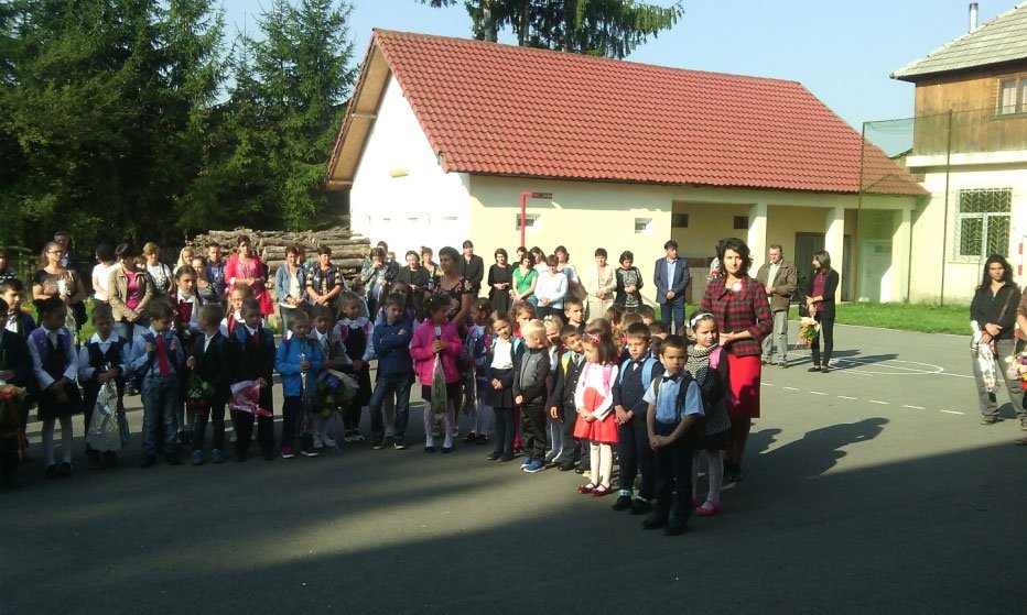 „Luptăm să rămânem români în pământurile noastre de aici” 111568