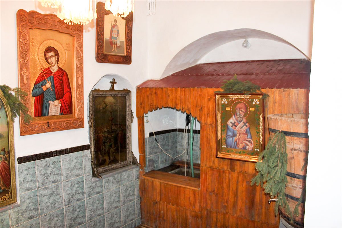 Procesiuni la ape binefăcătoare de Izvorul Tămăduirii 111572