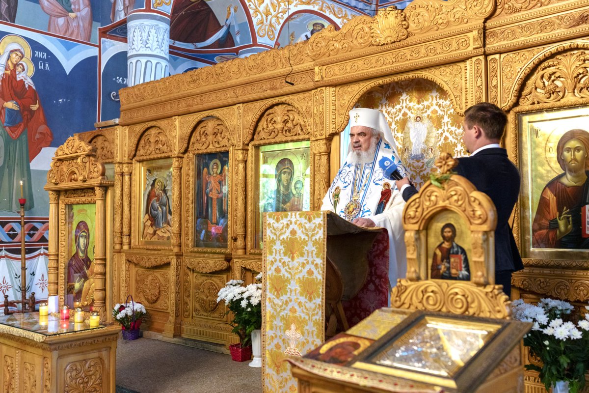 „Maica Domnului, izvor de tămăduire pentru noi” 111500