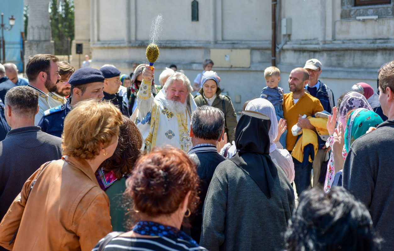 Procesiune și sfințirea apei la Catedrala Patriarhală 111508