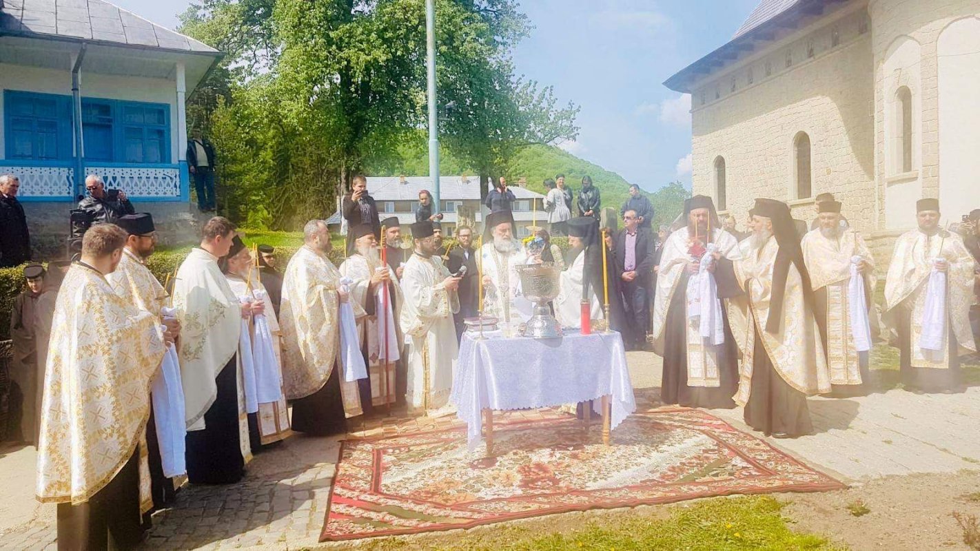 Pomenirea arhimandritului Epifanie Bulancea la Mănăstirea Măgura Ocnei 111422