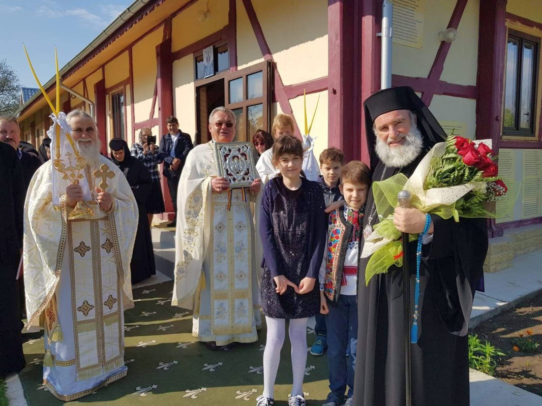 Prezenţe arhiereşti la mănăstirile Iteşti şi Bujoreni 111416