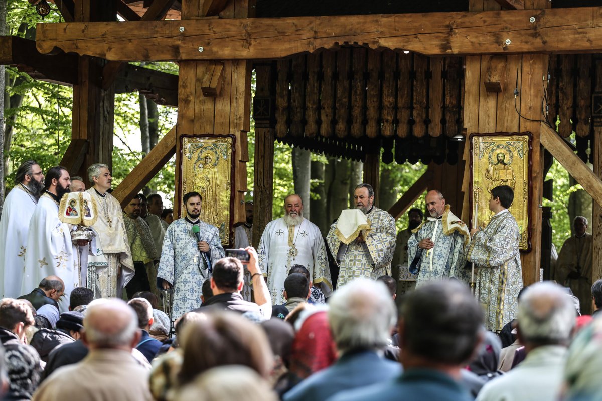 Slujiri arhierești la praznicul Izvorului Tămăduirii 111474