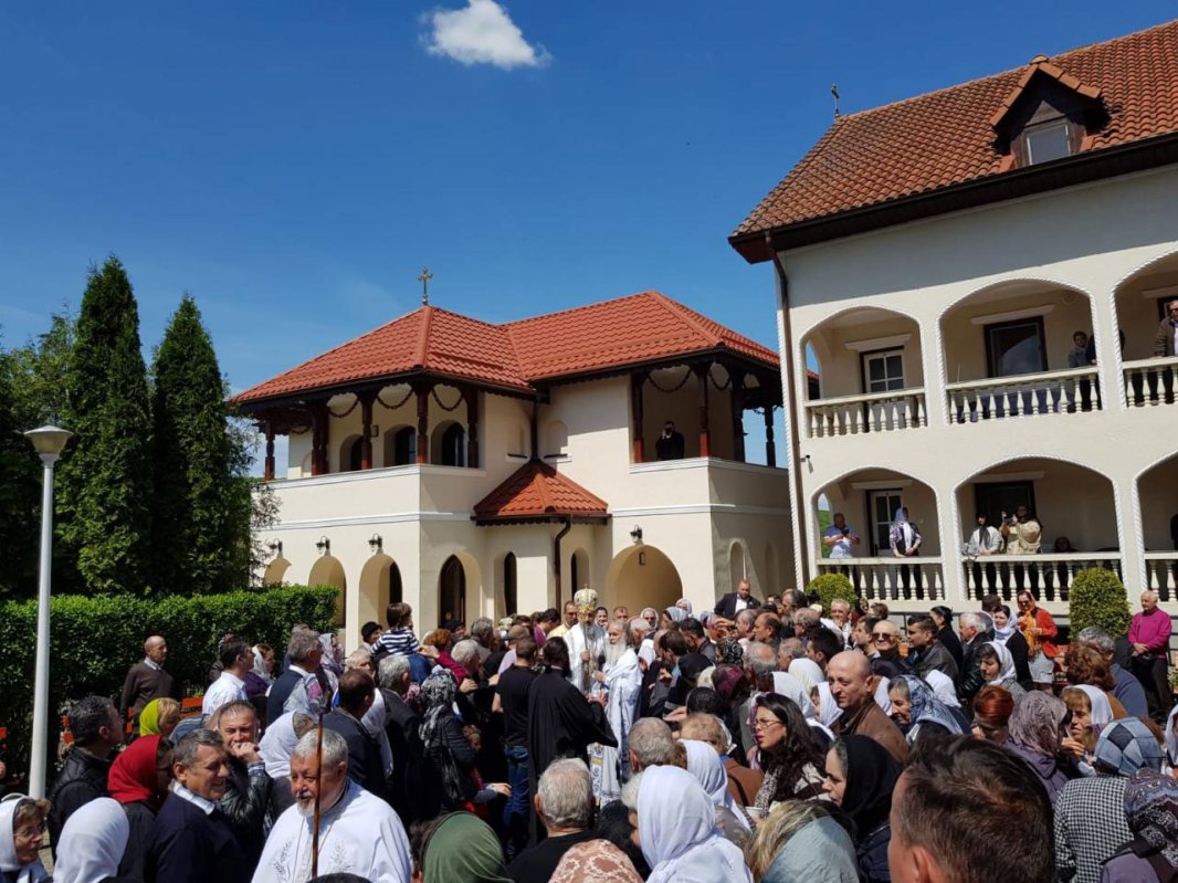 Slujiri arhierești la praznicul Izvorului Tămăduirii 111476
