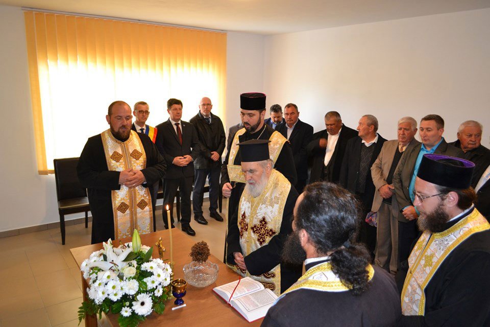 Slujiri arhierești în Duminica Tomii 111369