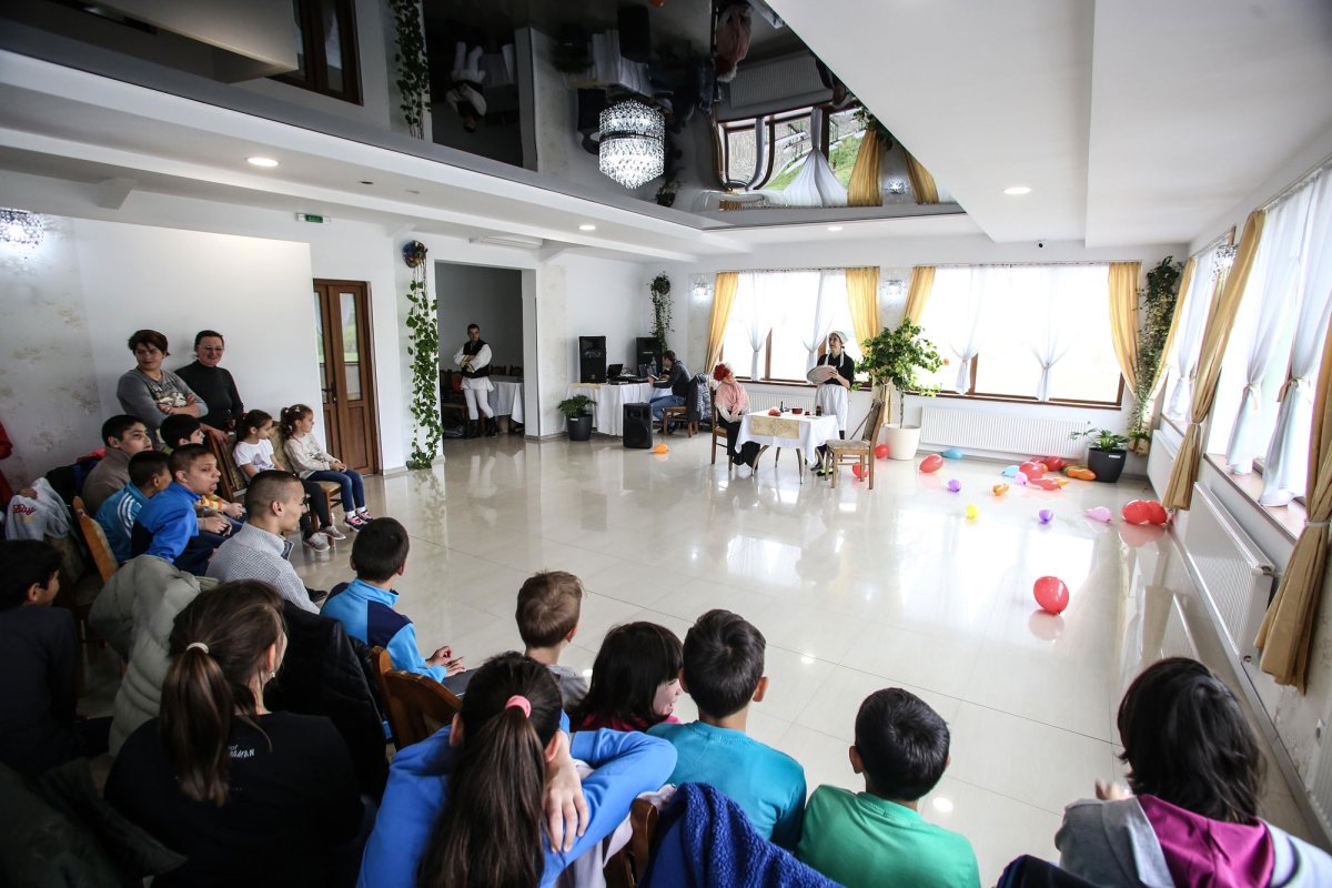 Spectacol de teatru pentru copiii instituționalizați din Sibiu și Agârbiciu 115573