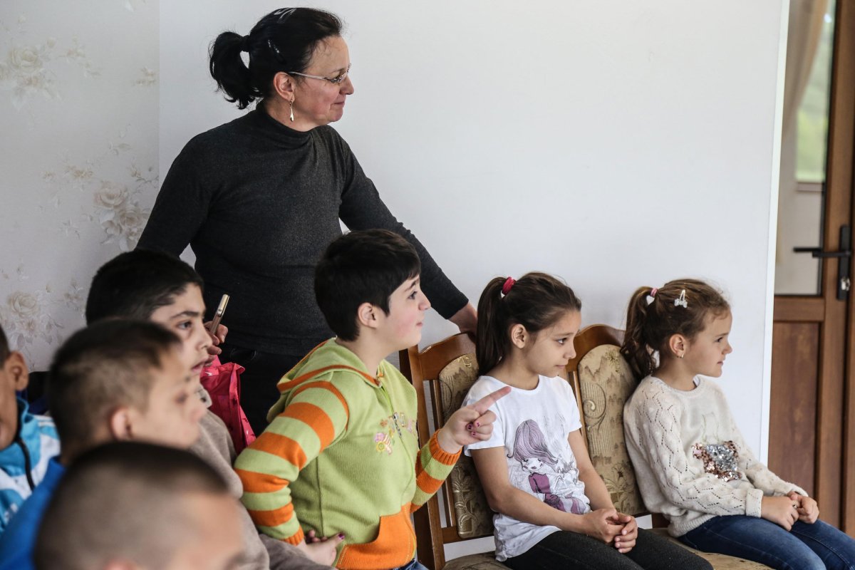 Spectacol de teatru pentru copiii instituționalizați din Sibiu și Agârbiciu 115575