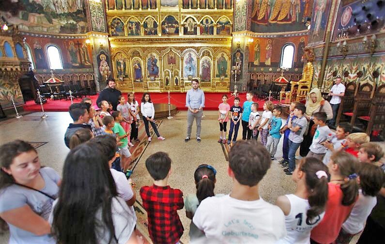 Trei ani de activitate continuă la „Căsuța de la biserică” din Brașov-Triaj 115701