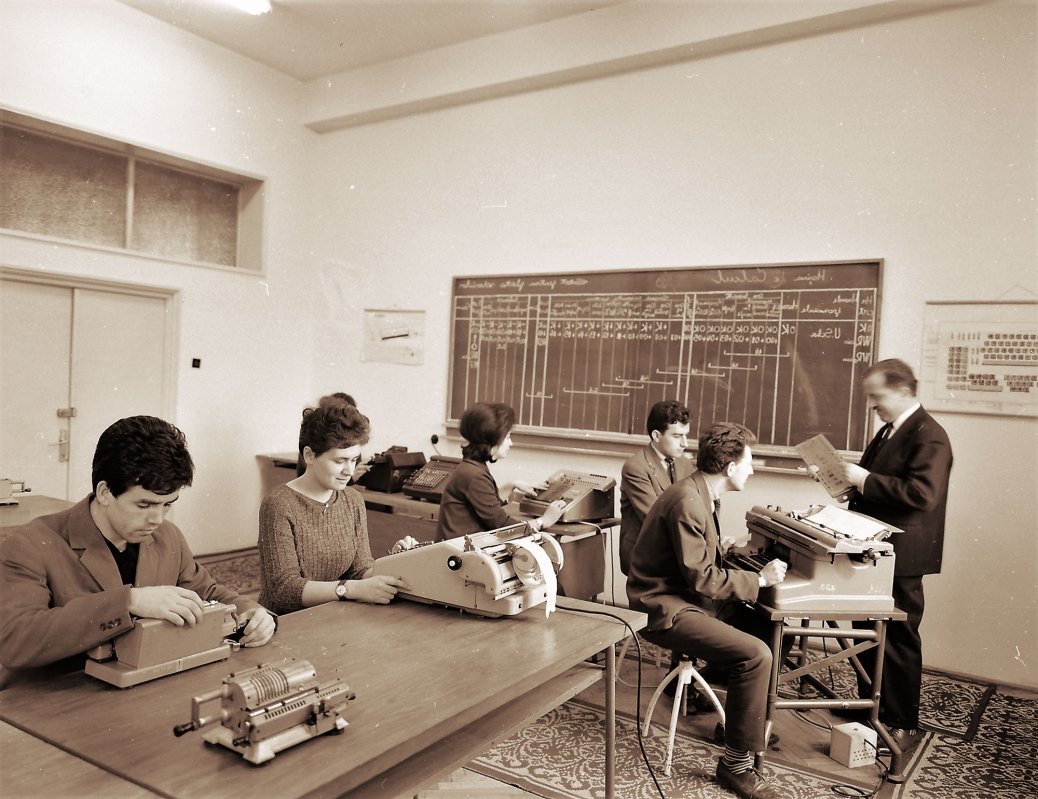 „Regimul comunist a mimat interesul pentru învățământ” 115747