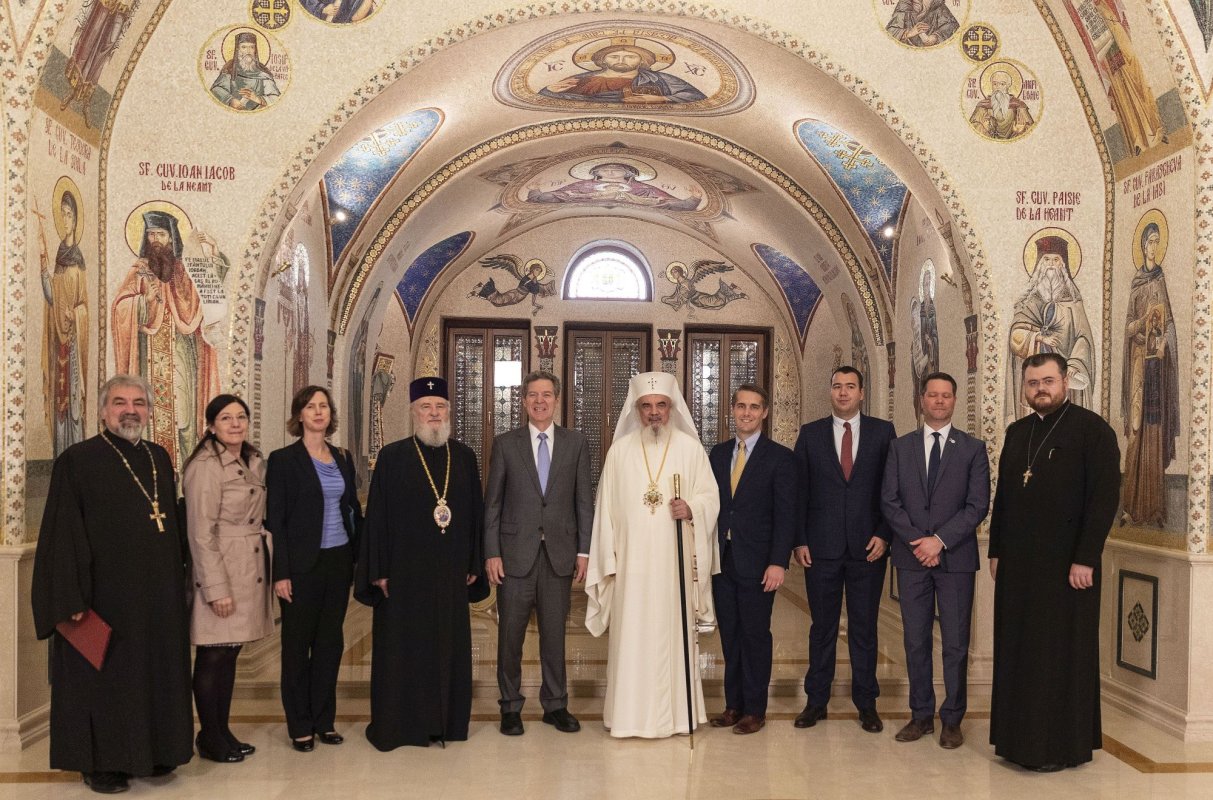 Oficial din Departamentul  de Stat al SUA la Patriarhie 115833