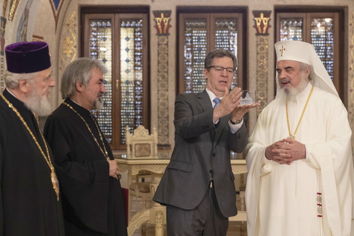 Oficial din Departamentul  de Stat al SUA la Patriarhie 115834