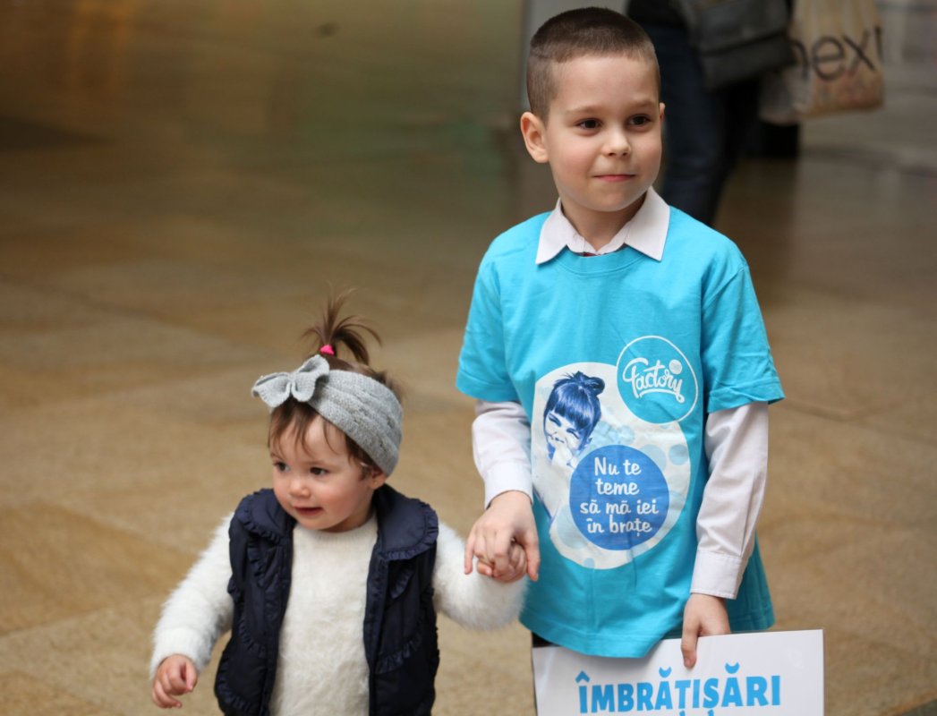 „Te simți mult mai aproape de Cer lângă copiii cu autism” 115624