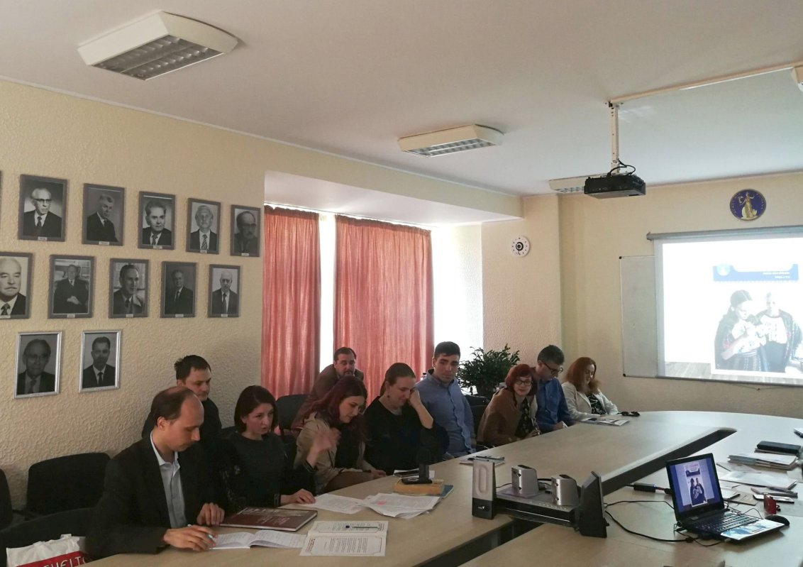 Drumul folclorului  din arhive în școală 115930