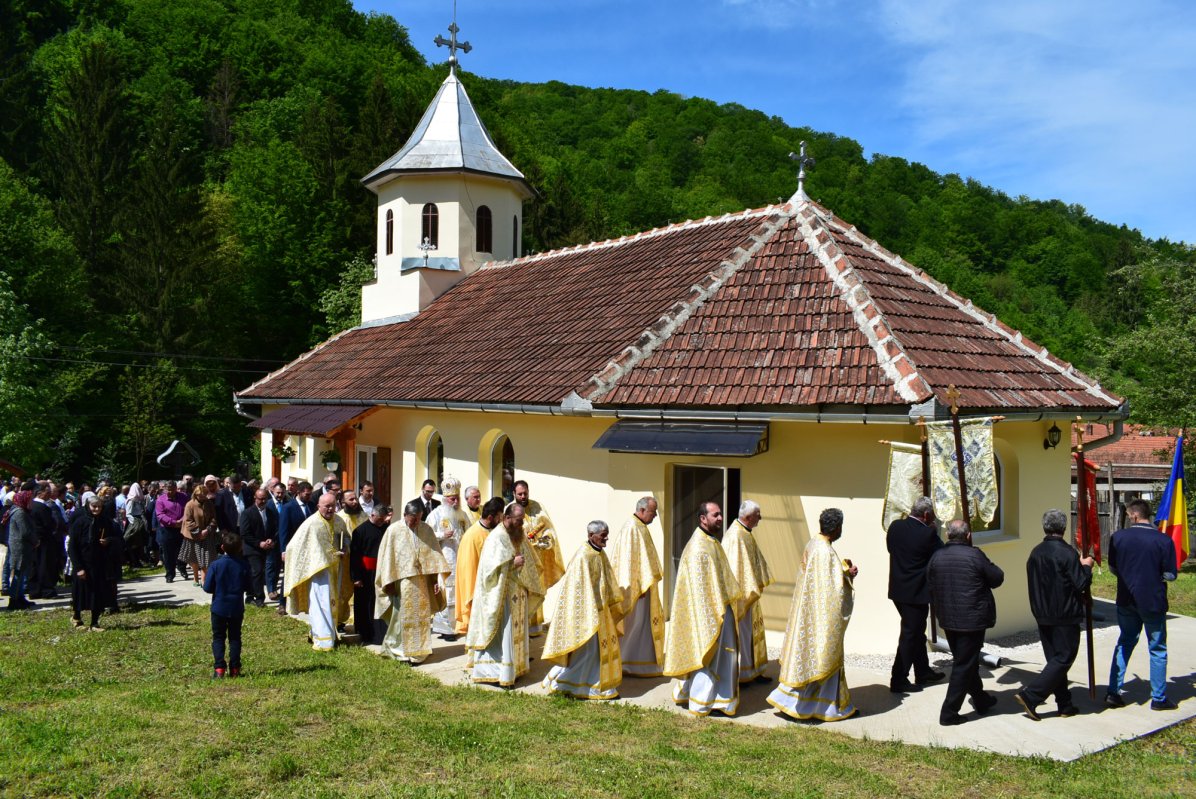 Slujiri arhierești în Duminica a treia după Paști 116012