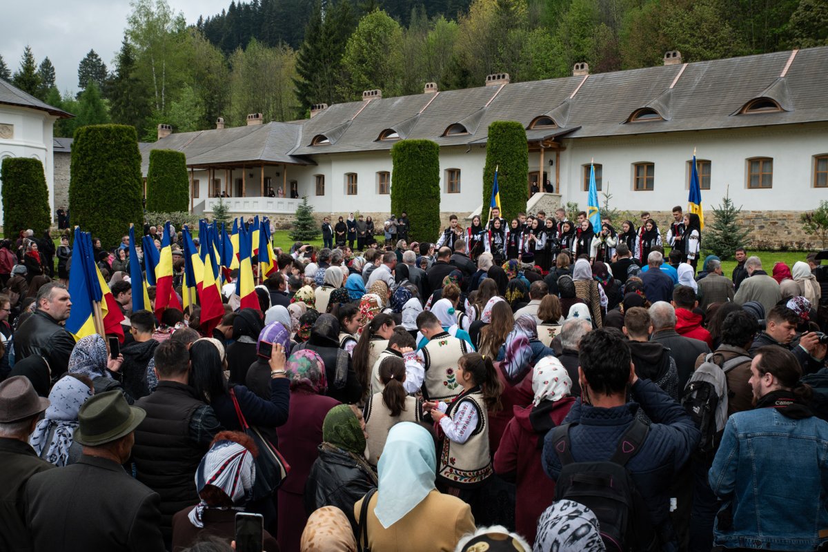 „Să luăm aminte la taina Sfântului Ierarh Iacob Putneanul” 116244