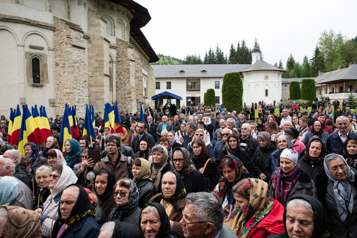 „Să luăm aminte la taina Sfântului Ierarh Iacob Putneanul” 116245