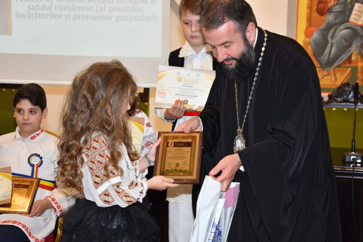 Festivitate de premiere la Centrul eparhial din Caransebeș 116311