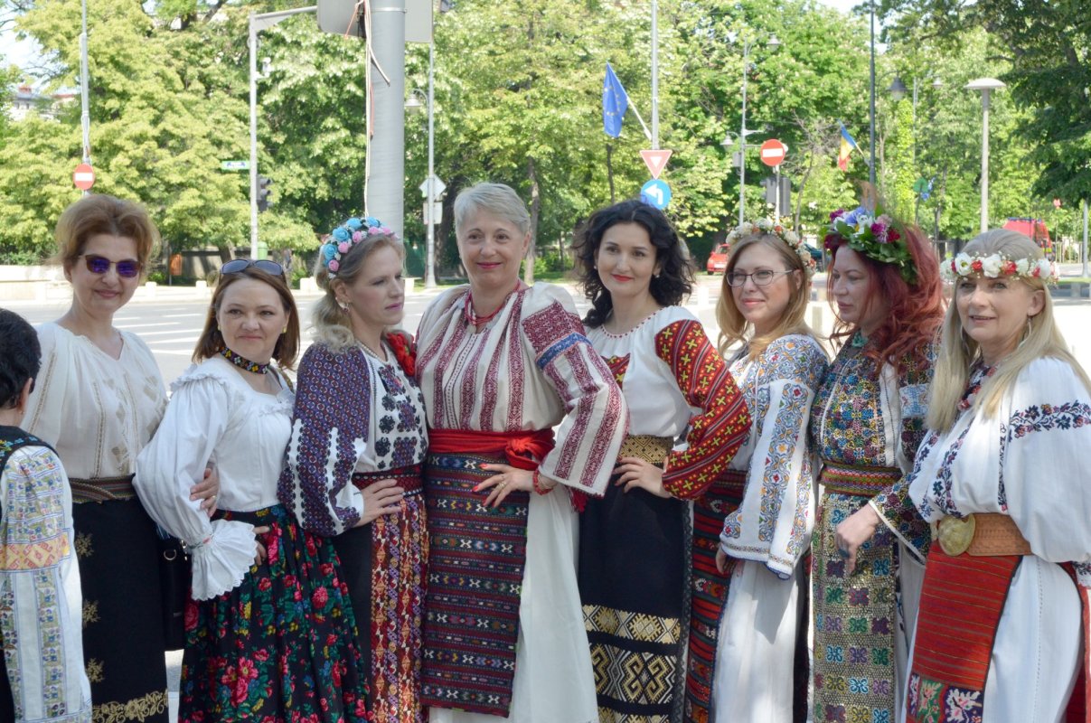 „Domnițe cu altițe”, o sărbătoare a portului tradițional 116380