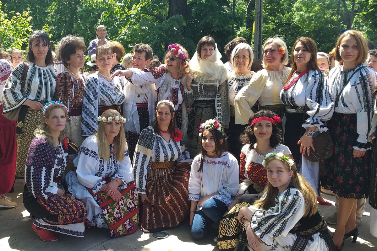„Domnițe cu altițe”, o sărbătoare a portului tradițional 116384