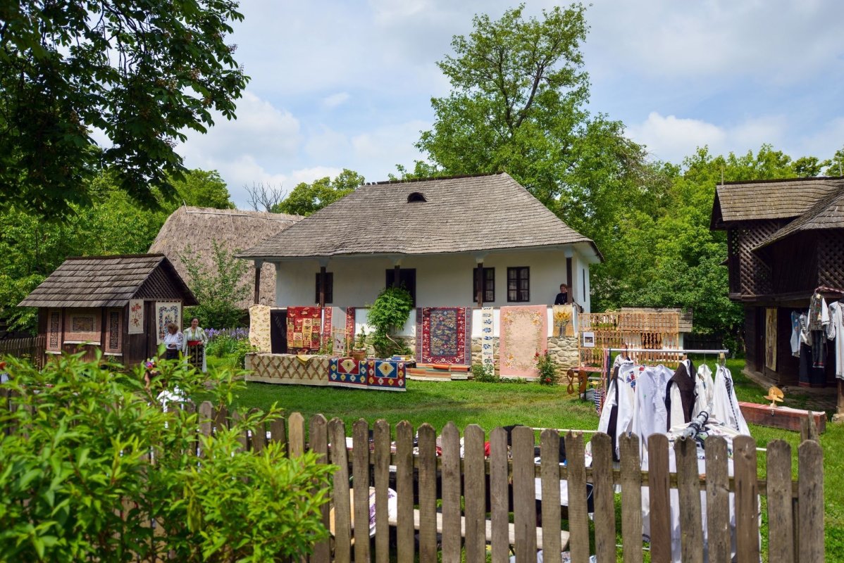 Moment aniversar la Muzeul Satului din Capitală 116349