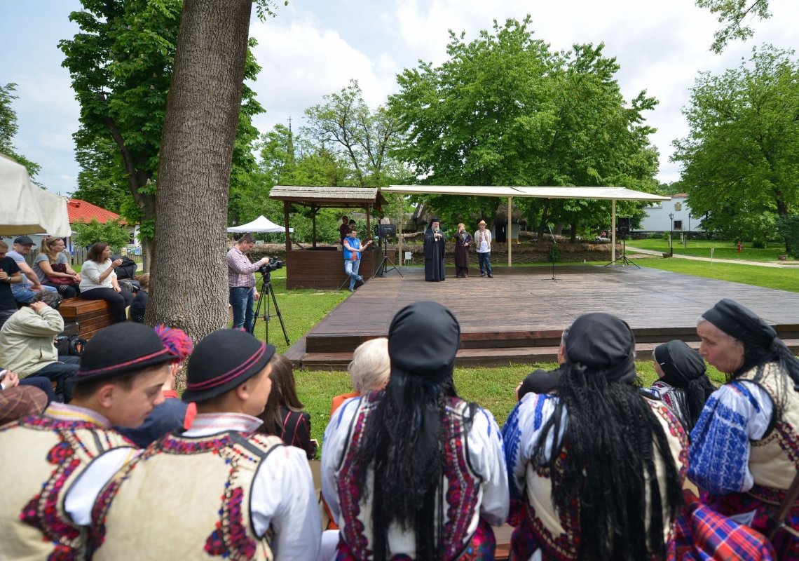 Moment aniversar la Muzeul Satului din Capitală 116350
