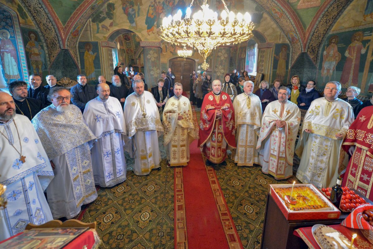 Patriarhul Iustin Moisescu, comemorat în satul natal 116359