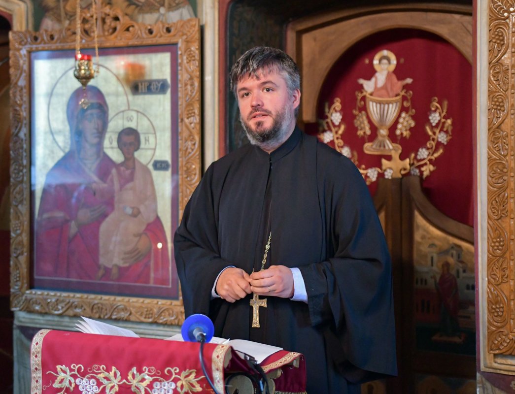 Patriarhul Iustin Moisescu, comemorat în satul natal 116365