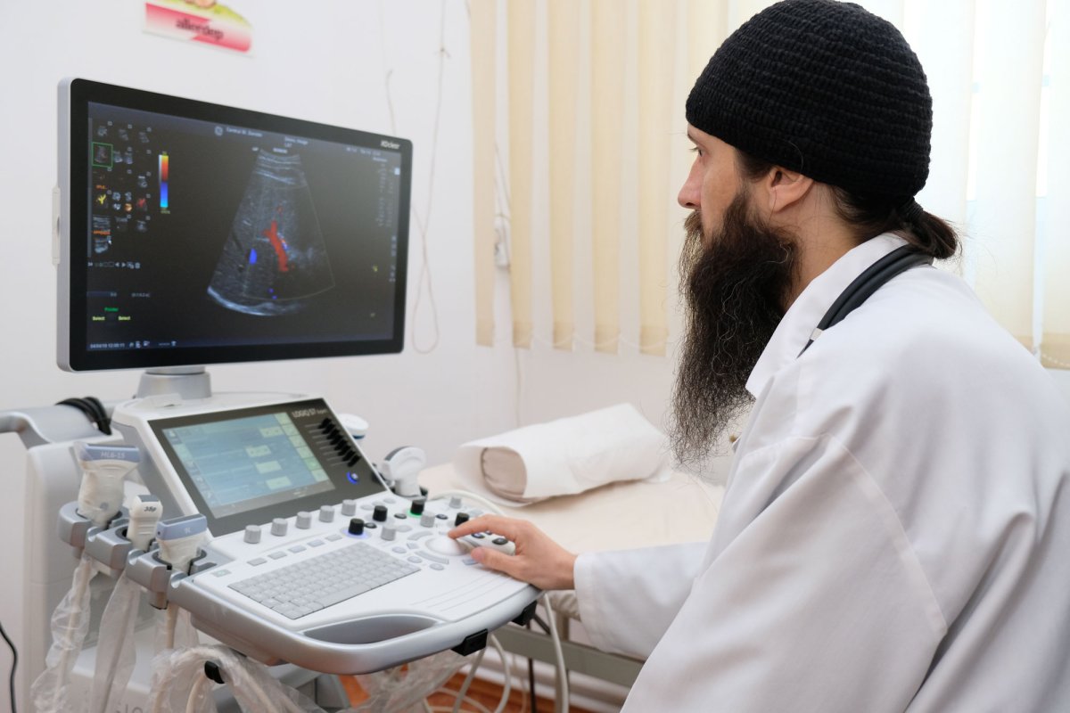 Pe urmele Doctorilor fără de arginți 116211