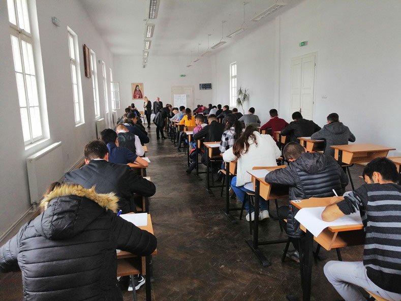 Examen de admitere la Liceul Teologic „Episcop Melchisedec” 116476