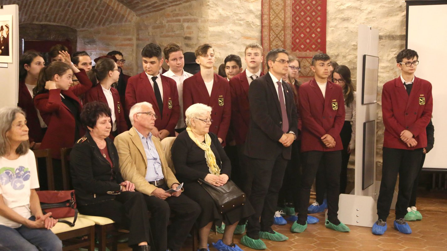 Expoziția dedicată diplomatului Vasile Stoica a fost vernisată la Făgăraș 116458