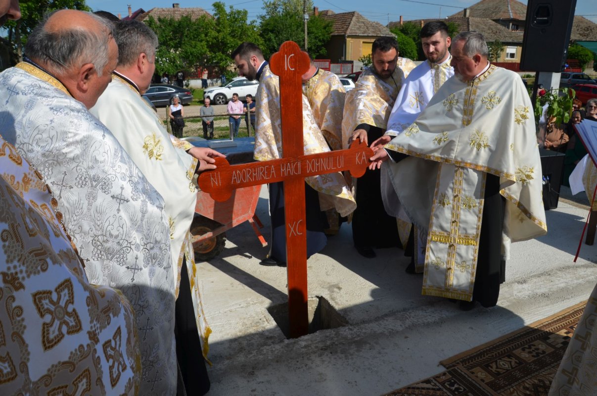 Slujiri arhierești în Duminica a 4-a după Sfintele Paști 116562