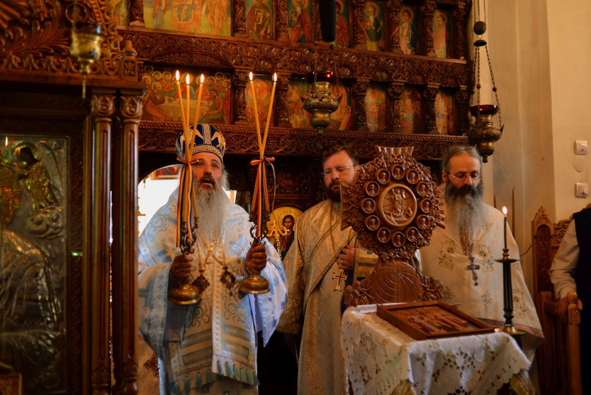 Mitropolitul Moldovei şi Bucovinei, prezent la hramul Schitului Boureni 116697