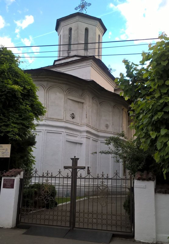 O ctitorie închinată Sfinţilor Împăraţi în Cetatea Băniei 116663