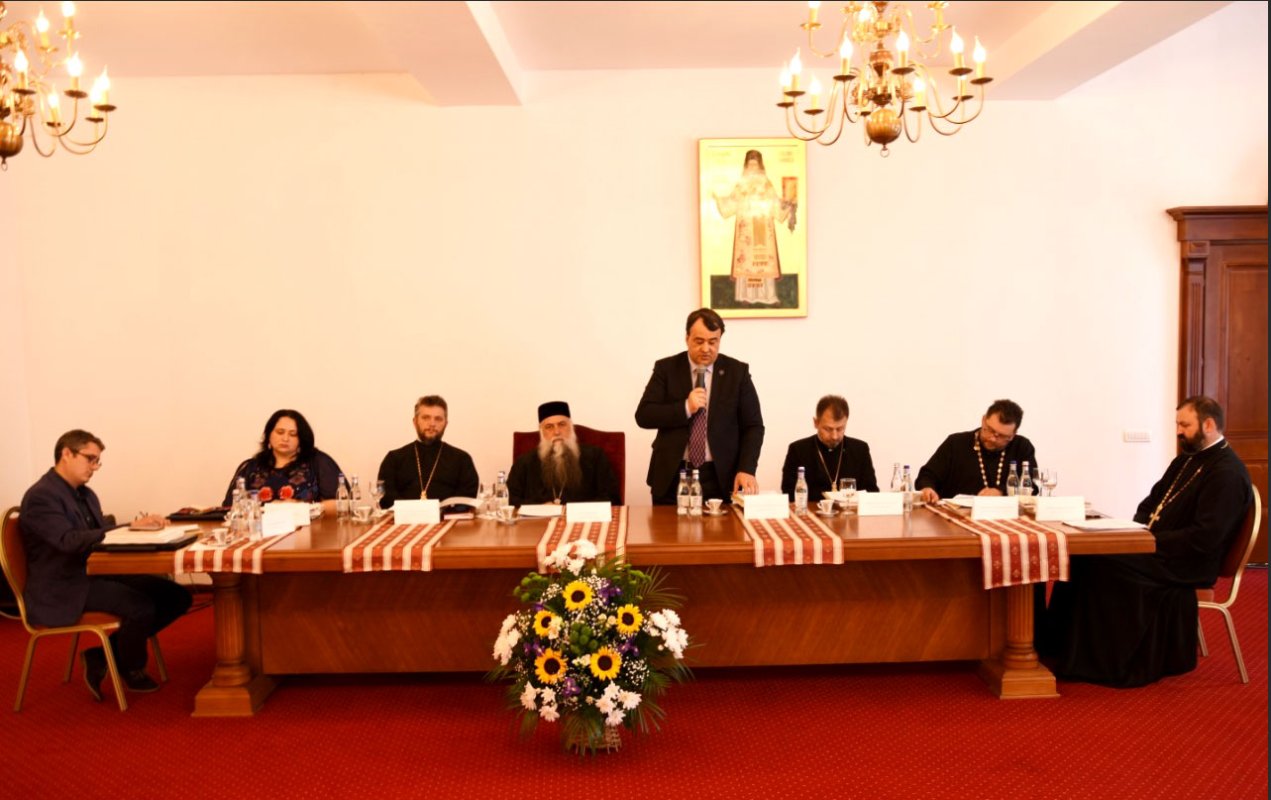 Simpozion de misiologie la Râmnicu Vâlcea 116843