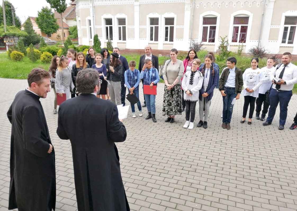 Comunicări științifice la disciplina religie, Hunedoara 116947