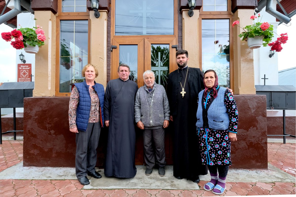 Fierbinții de Jos, comunitatea ca o nuntă continuă 117076