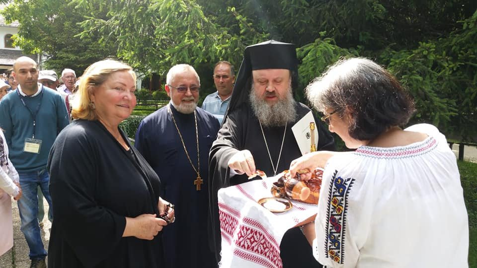 Pricesnele, mărturisiri ale bucuriei de a fi împreună cu Domnul Hristos   117154