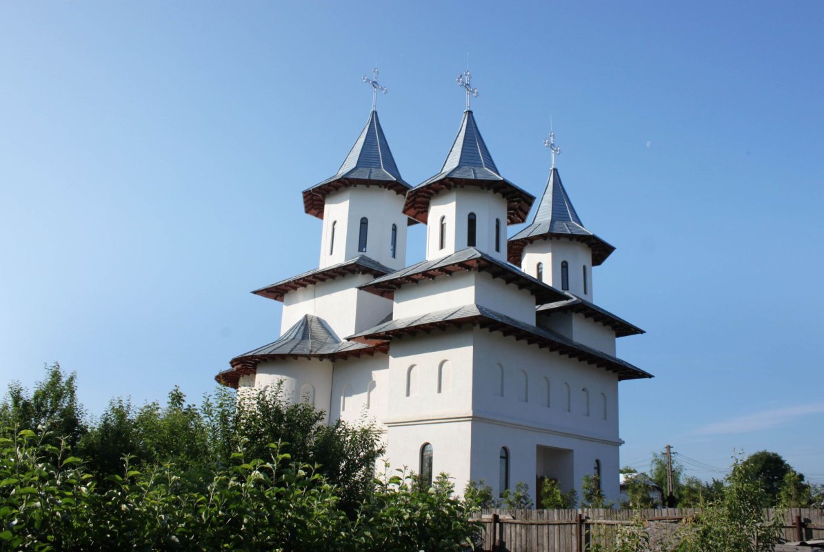 Sfinţiri de biserici în Mitropolia Munteniei şi Dobrogei 117177