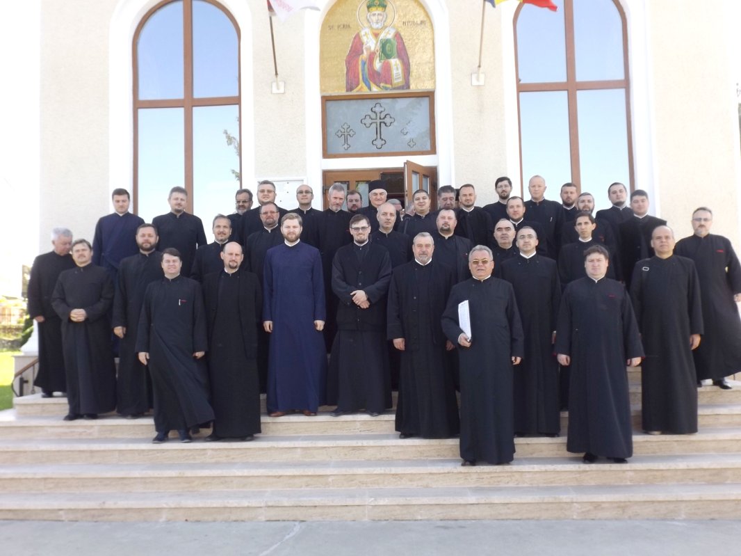 Conferinţă pastoral-administrativă în Protopopiatul Buhuşi 117326