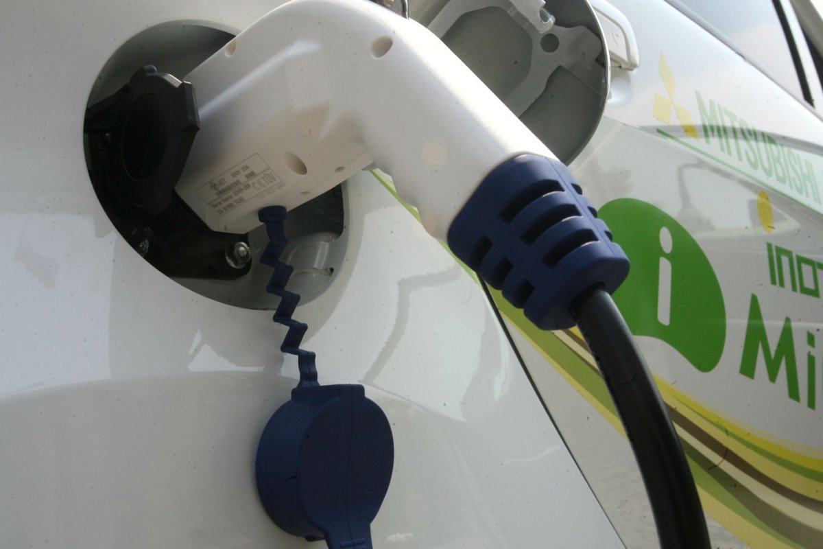 Românii încep să cumpere maşini ecologice 117295