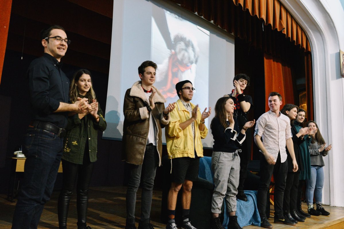 Teatrul ca modalitate  de exprimare în şcoală 117288