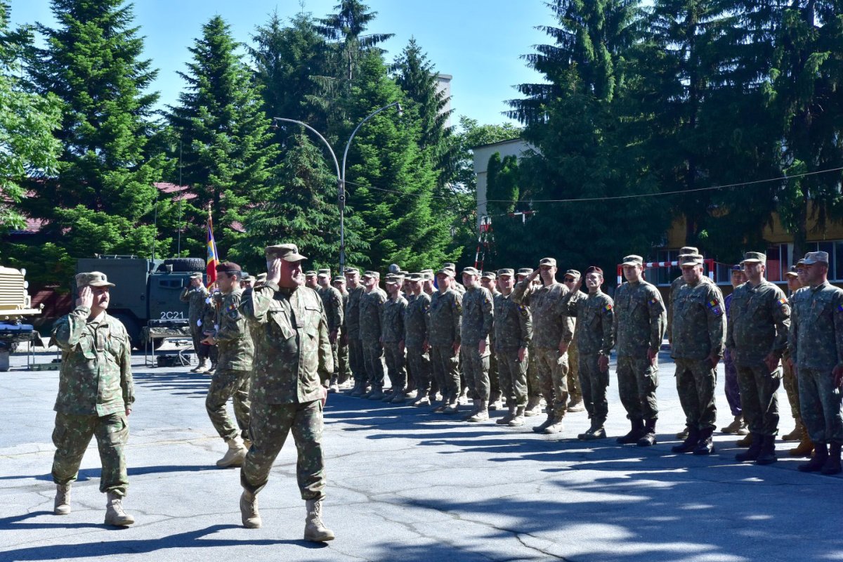 Slujbă de binecuvântare pentru militarii râmniceni 117500