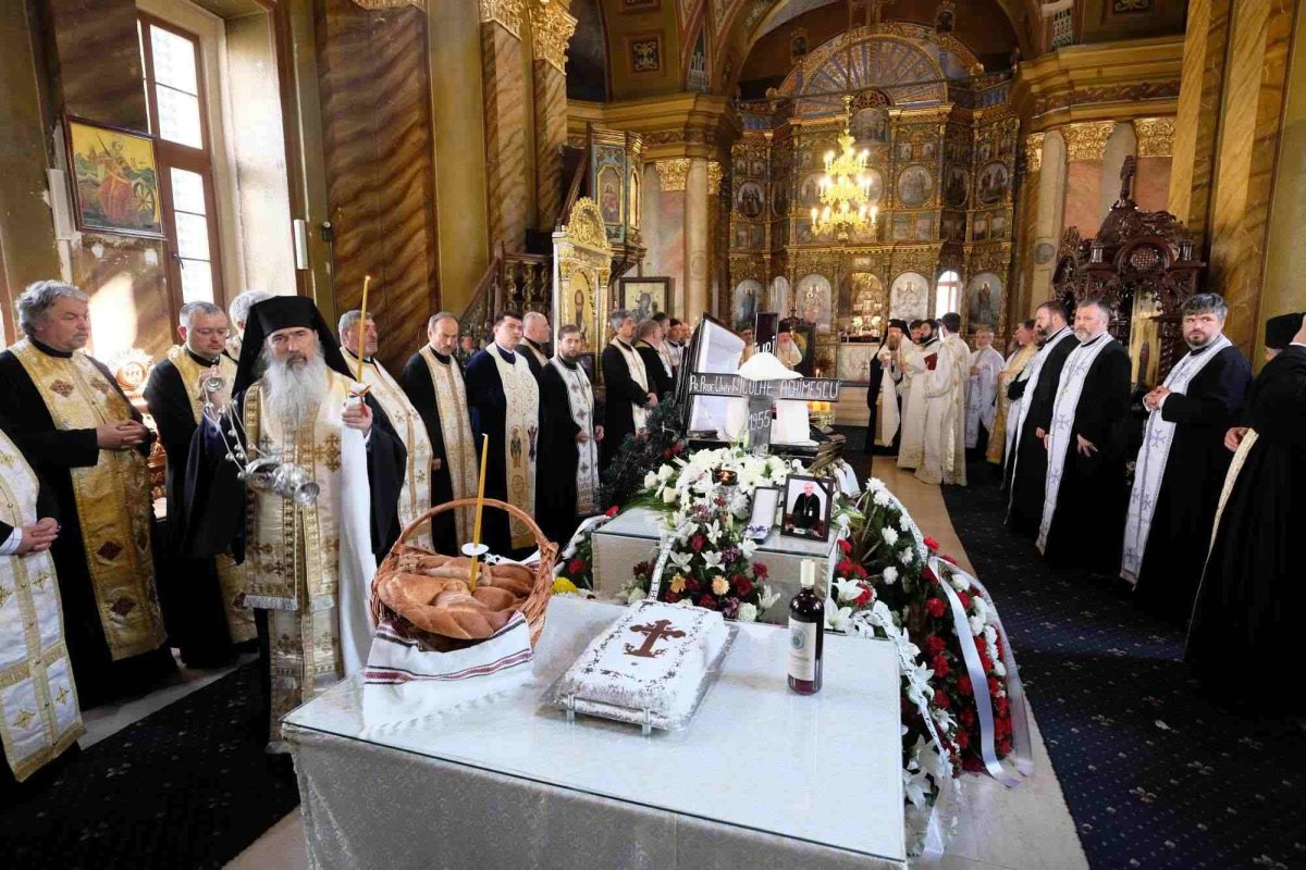 Zi de doliu la Facultatea „Justinian Patriarhul” 117457