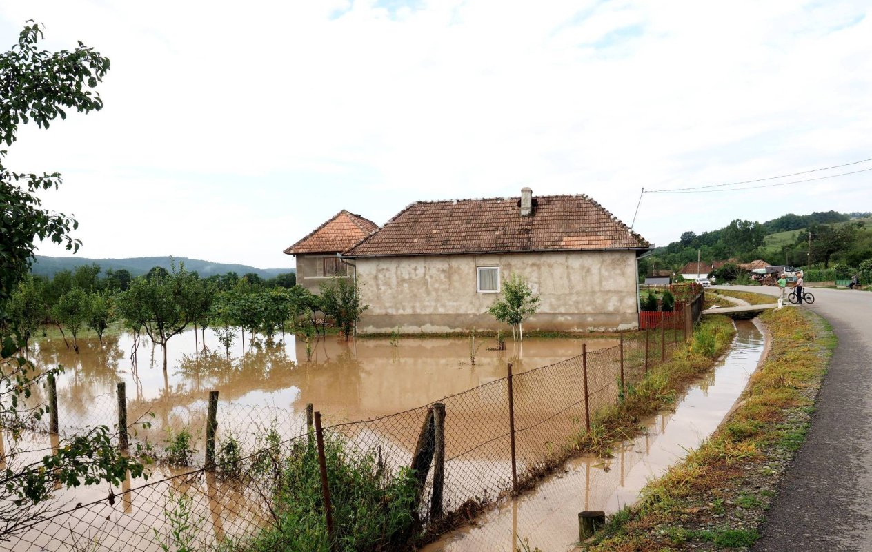 Ajutoare pentru familiile afectate de intemperii 117838