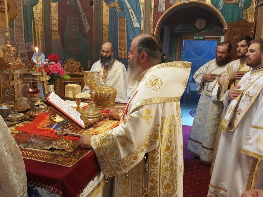 Binecuvântări arhiereşti în Mitropolia Moldovei şi Bucovinei 117898