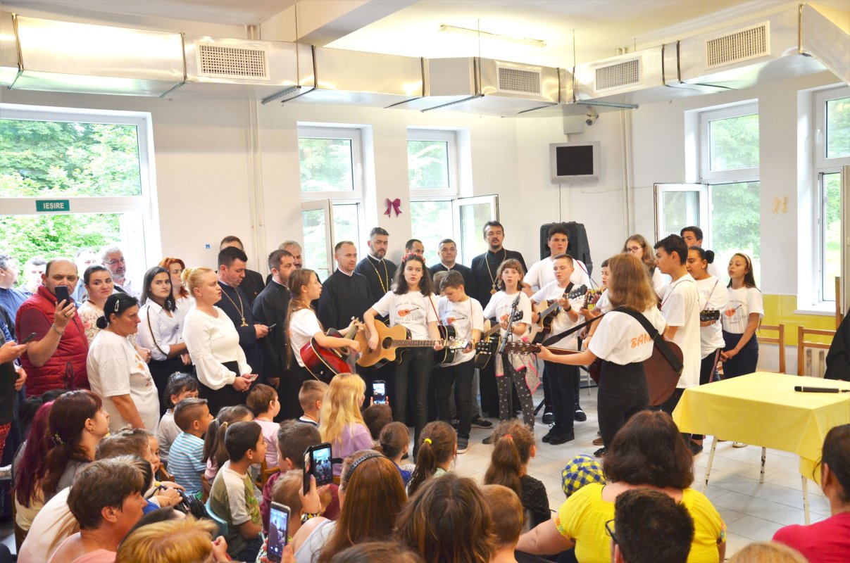 Daruri pentru pacienții de la Centrul de recuperare pentru copii din Băile 1 Mai, Bihor 118075