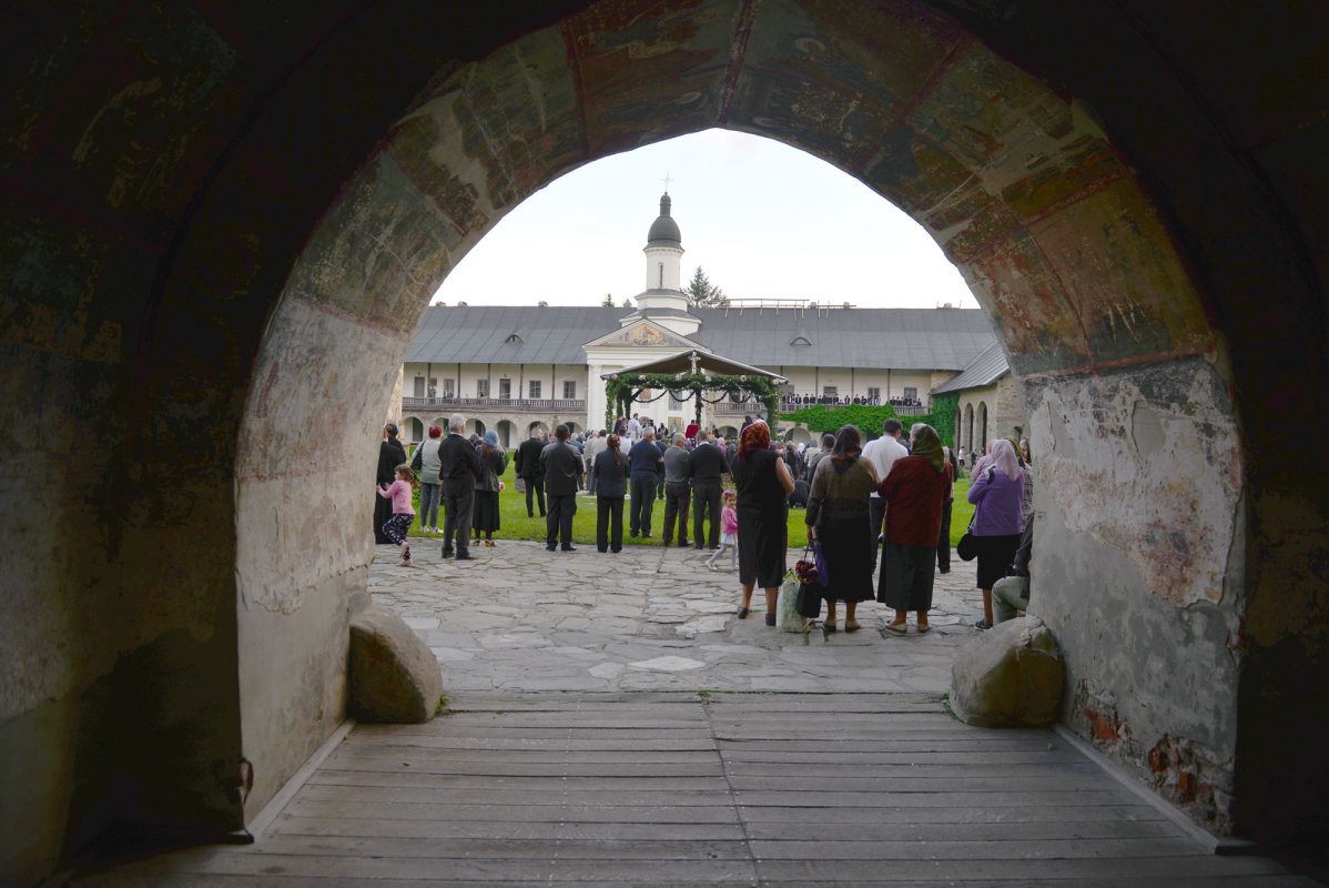 Zi de hram în „Ierusalimul ortodoxiei române” 118089
