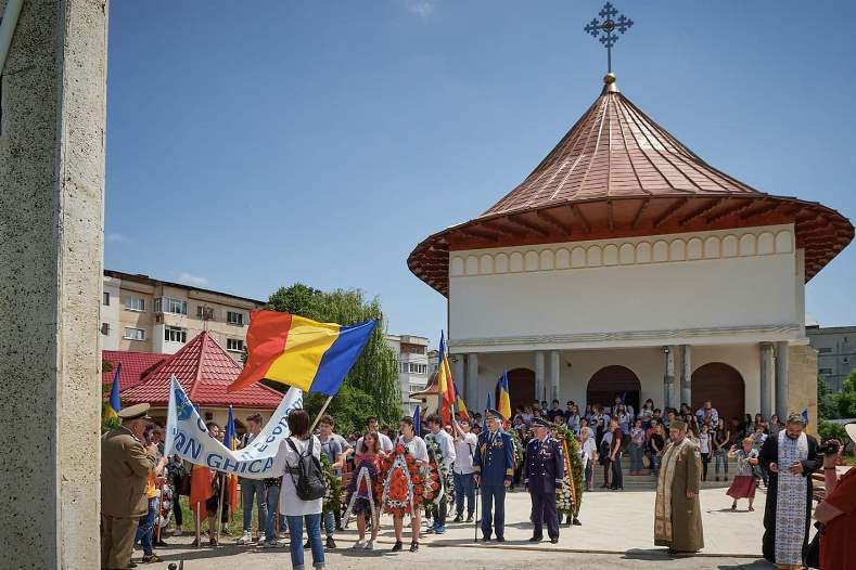 Manifestări religioase în cinstea eroilor 118174
